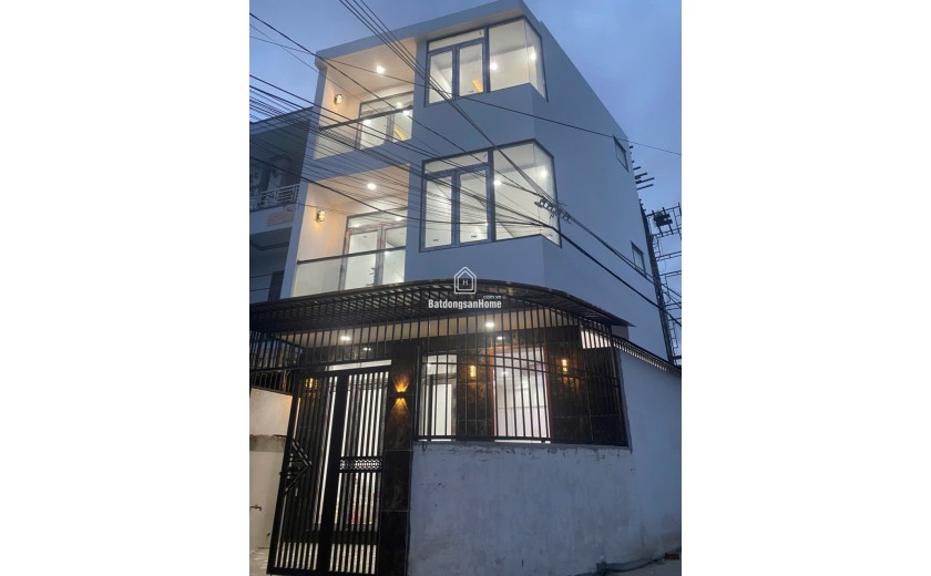 Nhà Đẹp 3 Tầng Phước Long – Ô Tô Tới Nhà